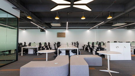 品牌故事-小鵬汽車氧氣森林般的辦公室裝修