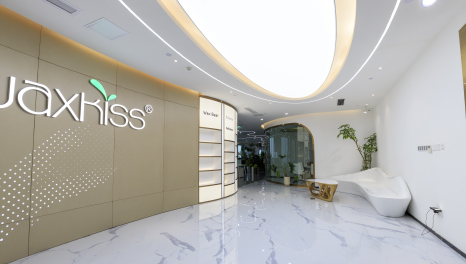 動線靈活-廣州富海川花都區(qū)辦公室裝修實(shí)景照